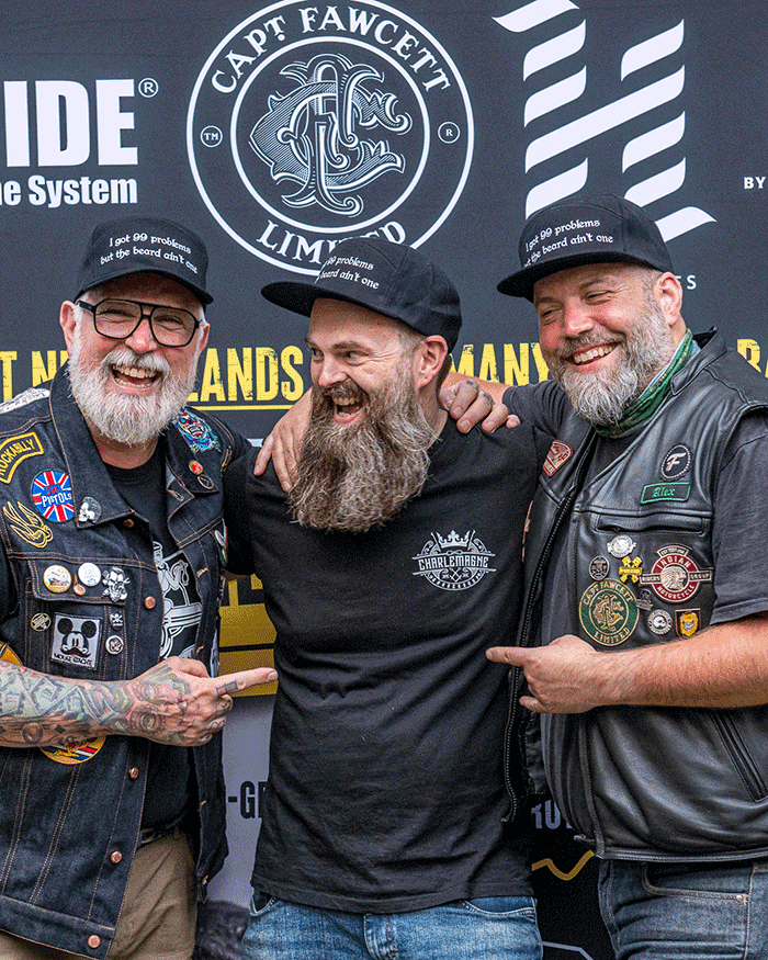 BARBERSRIDE Germany 2025 - Drei Barber im rockigen Outfit posen für die Kamera