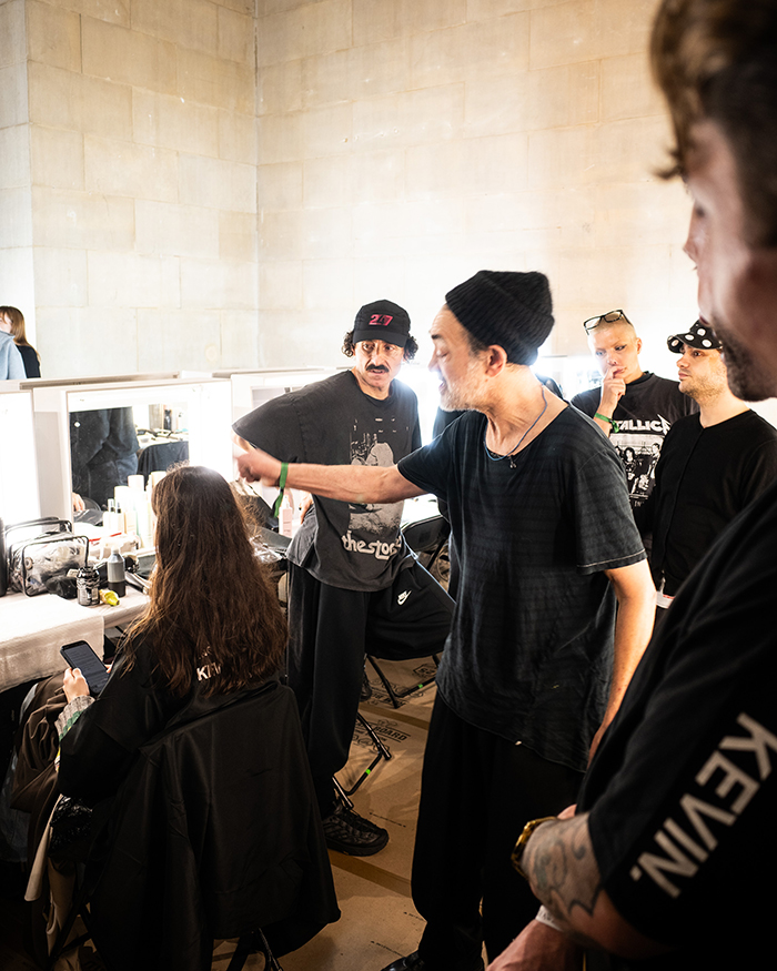 Erdem Herbst-Winter 2026 Imaginar conversation - Bild von Backstage Ambiente