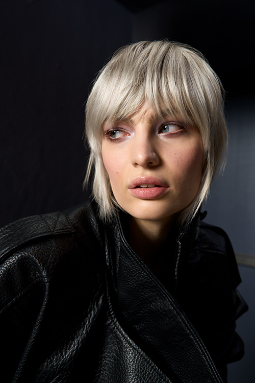 Street Identity: Die ALCINA Haartrends 26/27 - Blonde Mullet