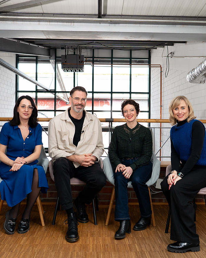 Bild der Querschnitt Talkrunden Teilnehmer zum Thema Personal Branding für Friseure