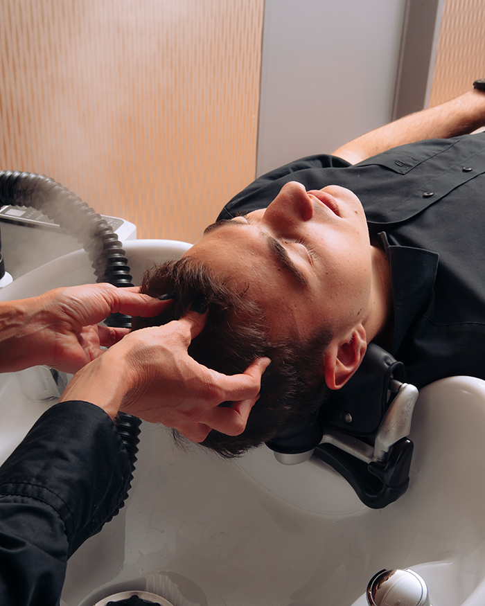 Salon Kempinger: Ein Refugium mit Head Spa in Augsburg